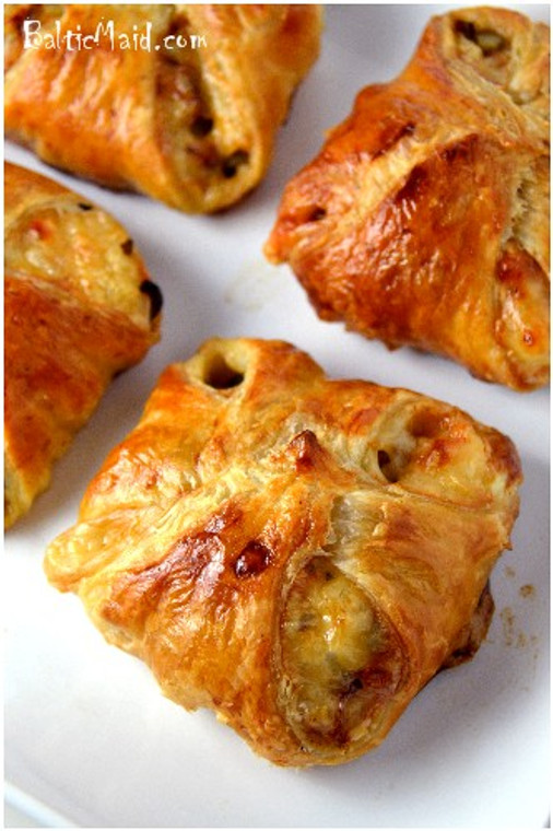 Philly Cheesesteak Puff Pastries