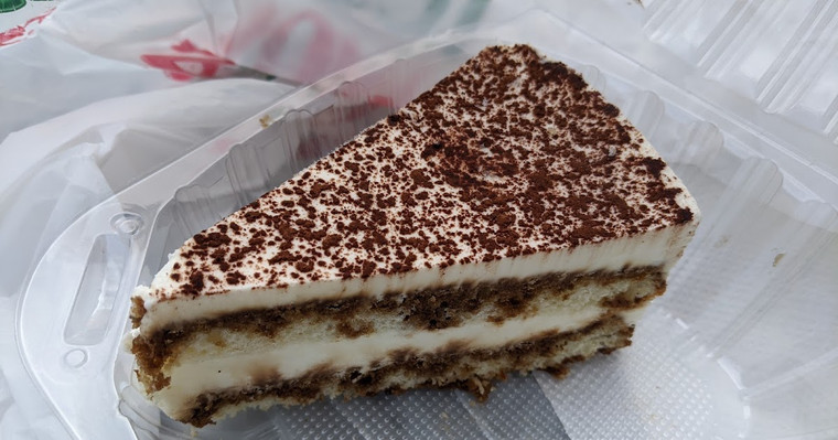 Round Tiramisu Moussecake - 9" Pre-Sliced