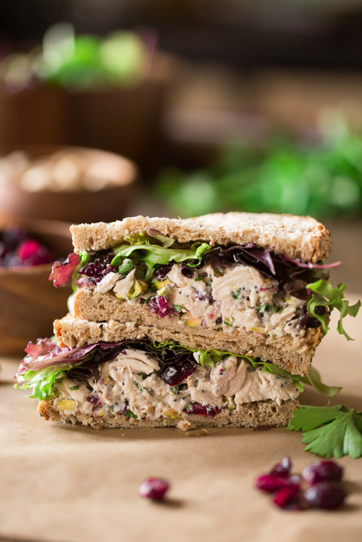 CRANBERRY PISTACHIO CHICKEN SALAD SANDWICH