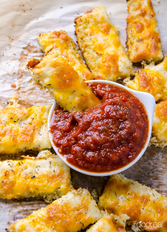 Low Carb Cauliflower Breadsticks