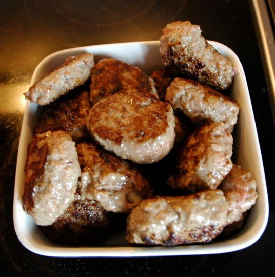 Mom's Norwegian Meatballs with Gravy (Kjøttkaker med brunsaus)