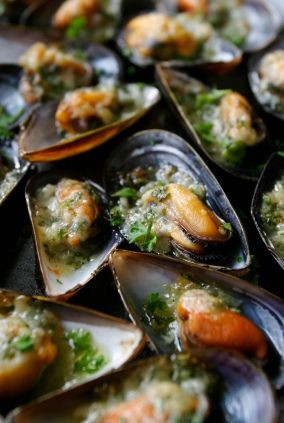 Beer Steamed Mussels
