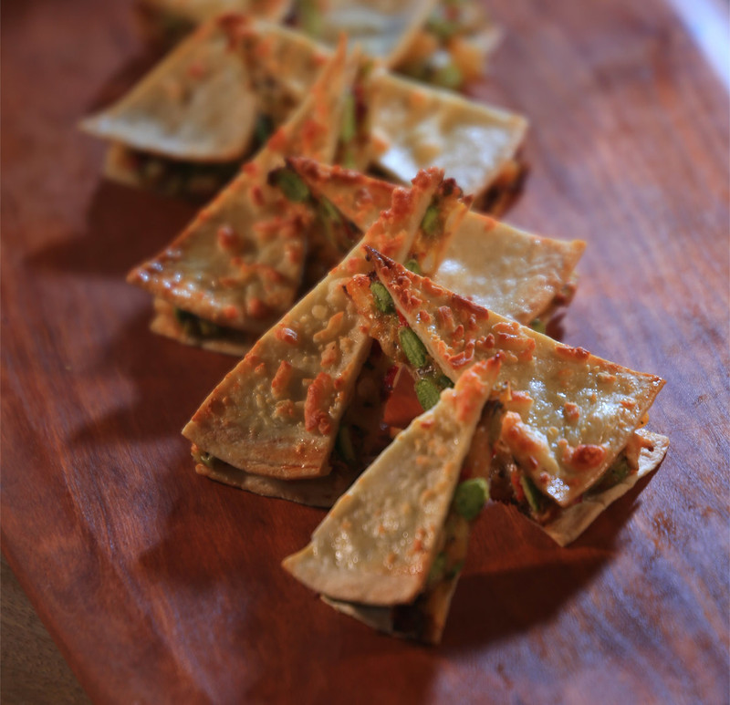 EDAMAME & CORN QUESADILLAS 44 pieces per tray