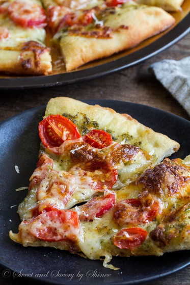 Roasted Tomato Pesto Pizza