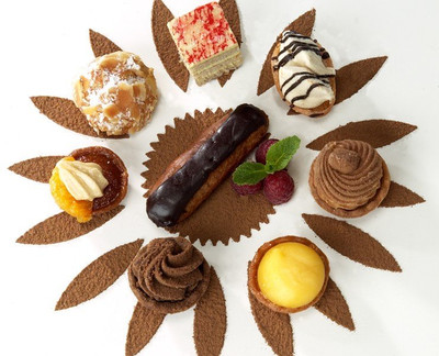 Assorted Petit Fours - 100 pieces