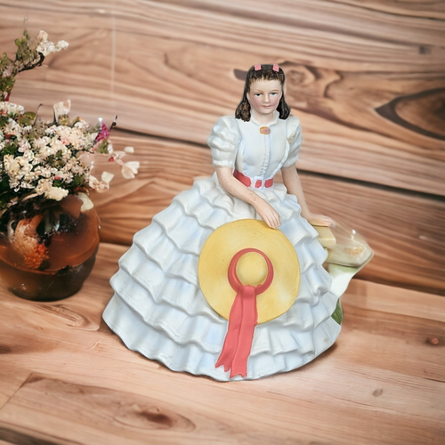 1983 Avon Gone with the Wind Scarlett O'Hara Figurine