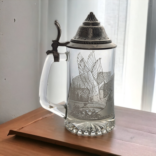 Canadian Goose Glass Stein