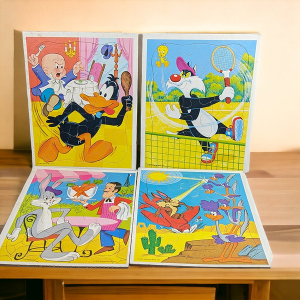 4 1970's Whitman Looney Tunes Extra Thick Puzzles in Tray