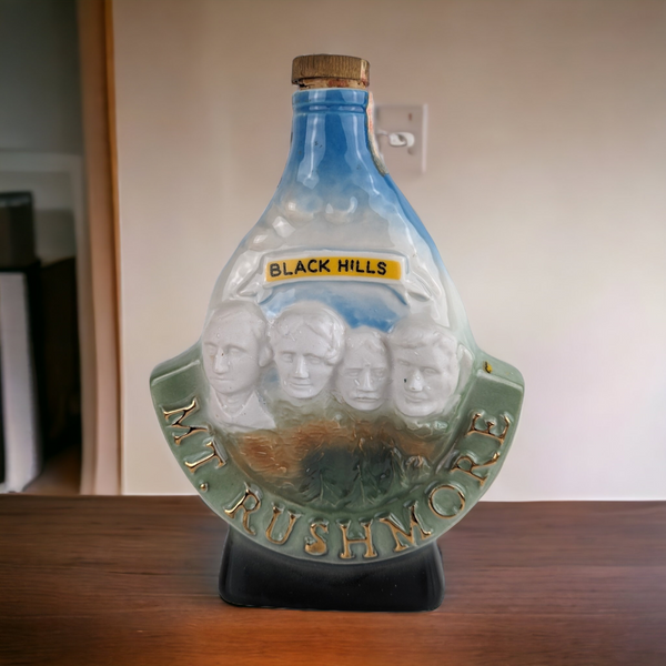 1969 Jim Beam Mount Rushmore South Dakota Decanter