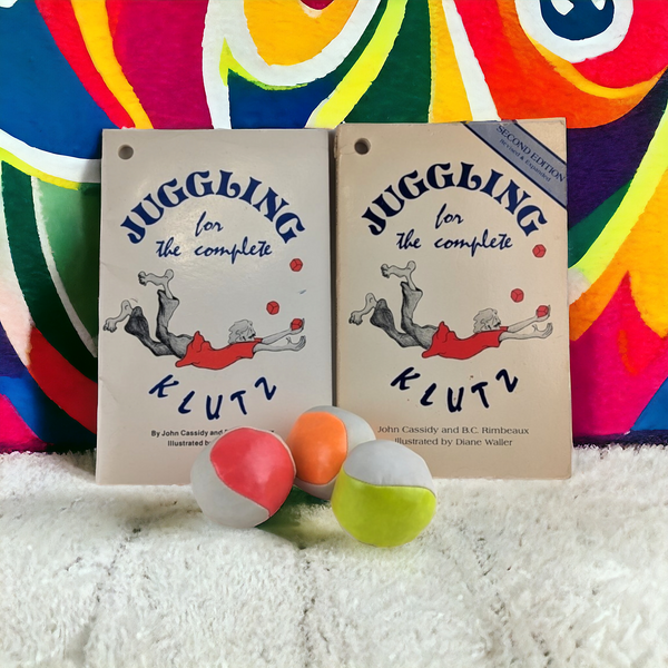 Vintage Juggling for the Complete Klutz 1st and 2nd Editions Plus 3 Balls, Softcover