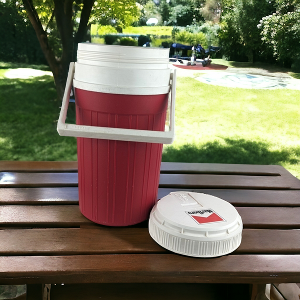 Vintage Marlboro Igloo 1/2 Gallon Cooler