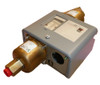 Johnson Controls P74HA-9C Differential Pressure Control 4-Wire [New]