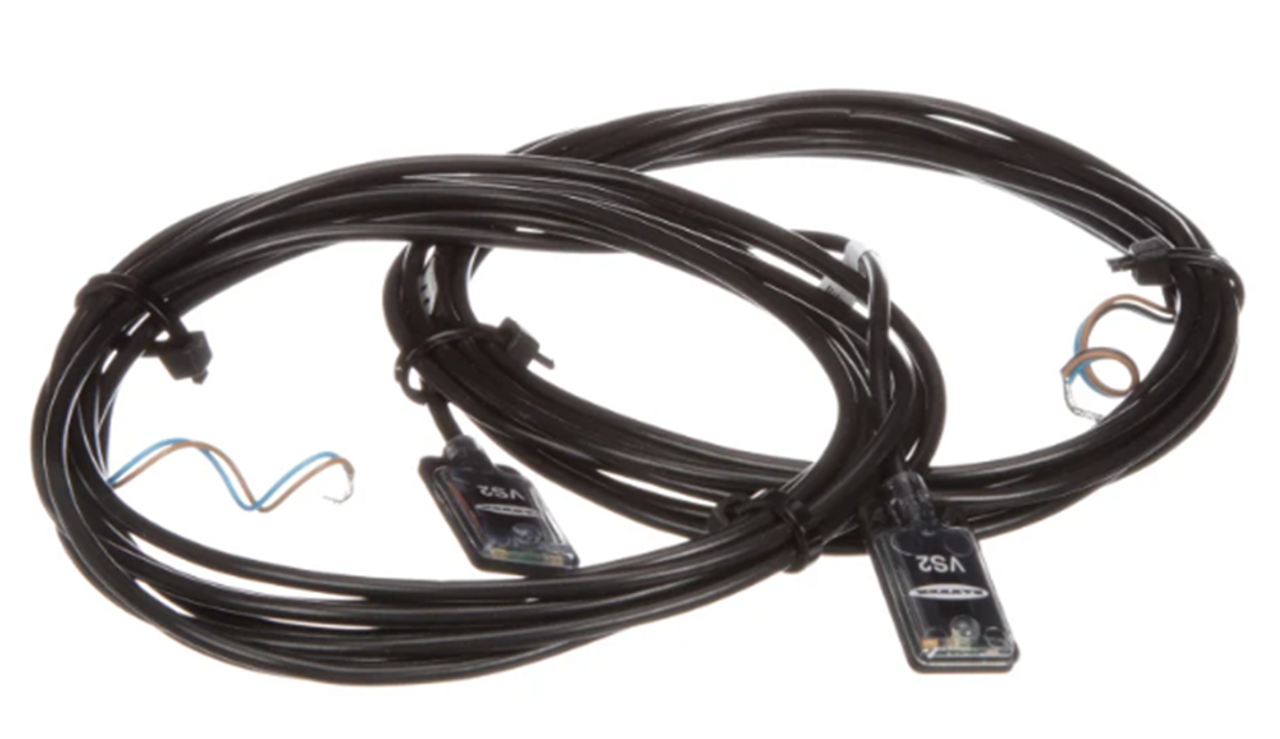 Banner VS2KAN5V 58220 VS2 Series Sensor Pair, Range 1.2 m max [New]