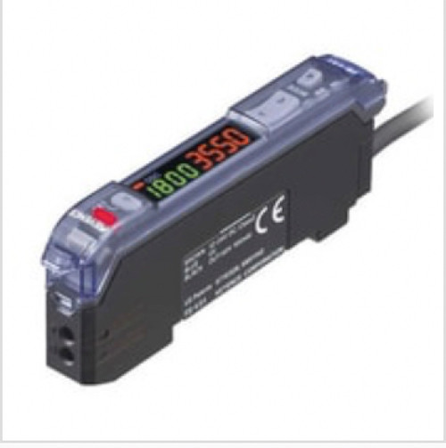 Keyence FS-V33P Digital Fiber Optic Sensor, Amplifier, Cable Tpe, Main Unit, PNP [New]