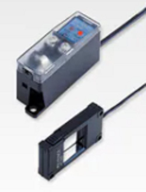 Keyence PG-610 Optical Passage Confirmation Photoelectric Sensor, Amplifier Unit [New]