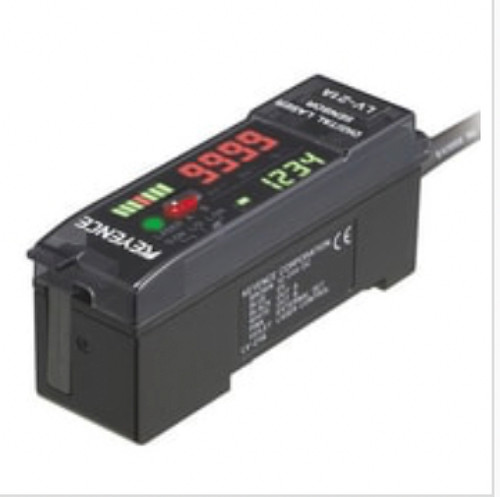 Keyence LV-51M Digital Laser Sensor, Amplifier Unit, Main Unit, NPN [New]
