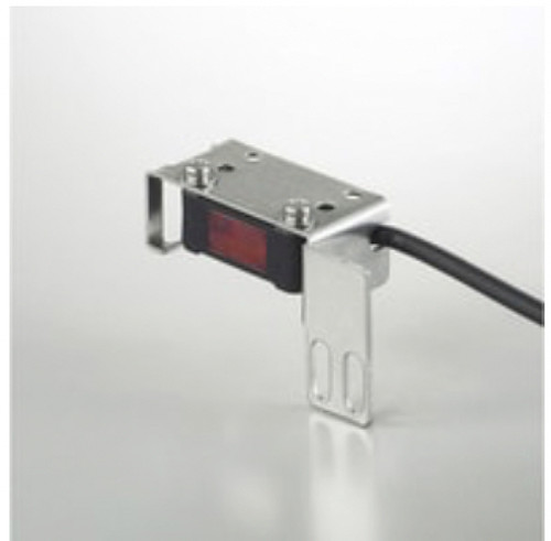 Keyence PZ-B31 Built-In Amplifier Photoelectric Sensors, Side Mounting Bracket [New]