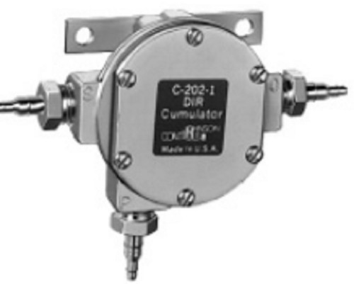 Johnson Controls C-202-1 2:1 Ratio Cumulator, 1/8 FPT Connection [New]