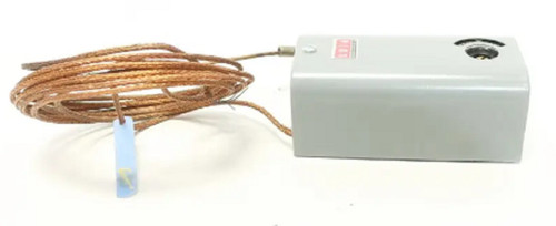 Johnson Controls A19ADC-10 Remote Bulb Temp Control, 200/550F, Manual Reset [Refurbished]