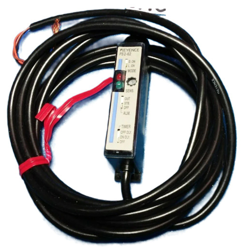 Keyence FS2-62 Fiber Optic Photoelectric Sensor, Fiber Amplifier, Cable, NPN [New]