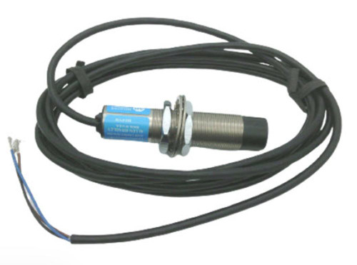 Allen-Bradley 871C-N8B18, industrial sensor with cable and sensor head for automation and control applications.