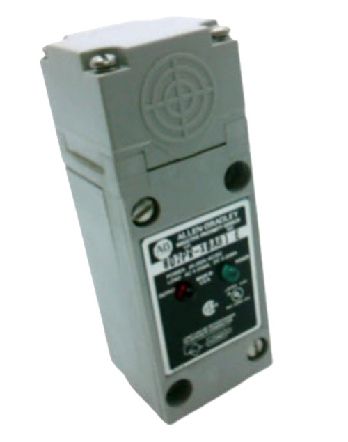 Allen-Bradley 802PR-XBAH1, industrial alarm relay module with digital and indicator controls.