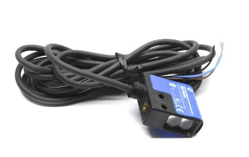 Allen-Bradley 42SR2-4001L, industrial sensor with attached black cable and sensor head for automation applications.