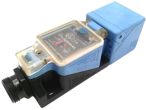 Allen-Bradley 871L-B20E40-N3 Inductive Proximity Sensor 20mm [New]