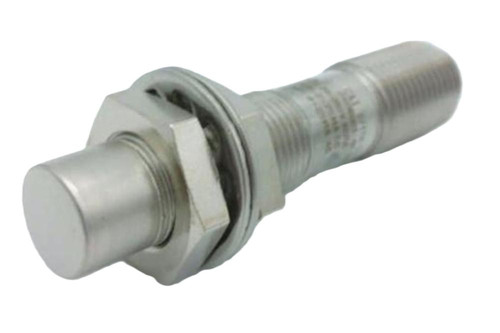 Allen-Bradley 871TM-BH4N12-R3, sensor component for industrial automation, metallic sensor with threaded body and connector