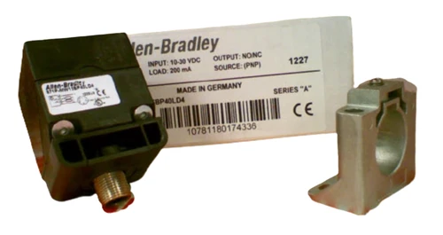 Allen-Bradley 871P-MW15BP40L-D4 Rectangular Prox Sensor [New]