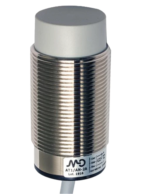 AutomationDirect AT1-AP-2A 30mm Proximity Sensor PNP Cable [New]