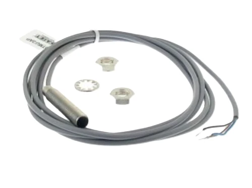 AutomationDirect AM1-AP-3A 12mm Inductive Proximity Sensor [New]