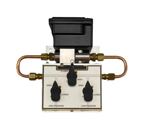 Johnson Controls DP110050U3V4V HVAC Replacement Part [New]