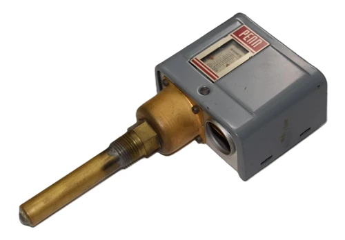 Johnson Controls A72CA-12 Two-Pole Temperature Control [New]