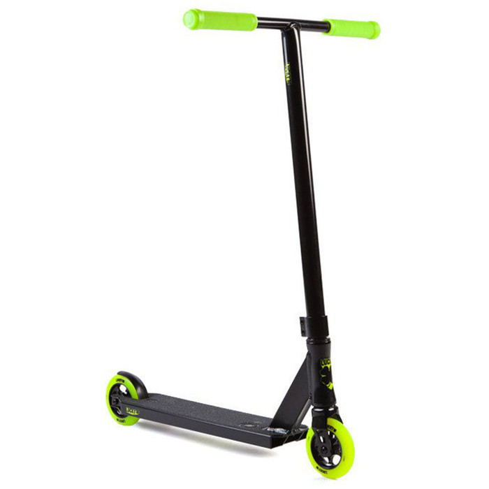 Lucky 2017 Crew Pro Scooter - Black Hi-Liter