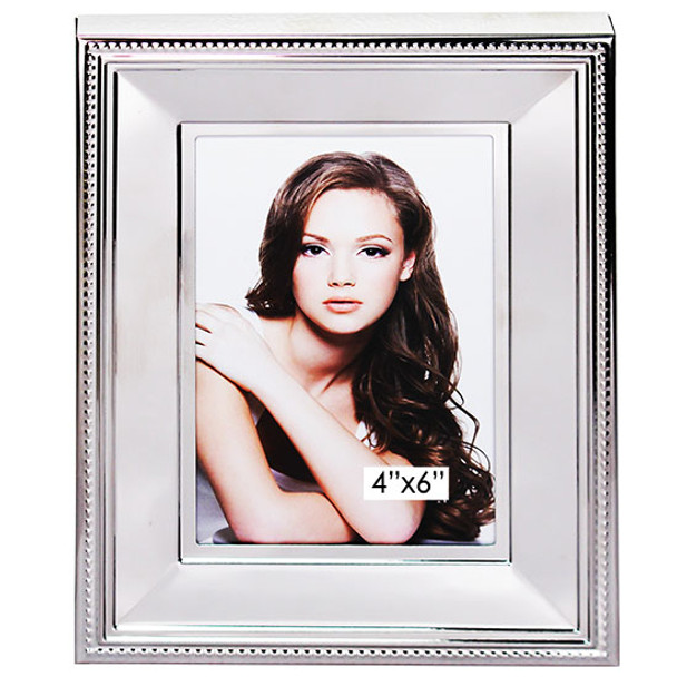 Silver stainless steel photo frame, holds 4x6 inch photo