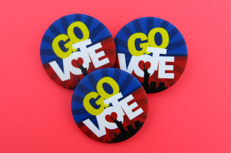 Custom campaign buttons - Custom political & election buttons