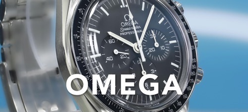 IMAGEOF AN OMEGA SPEEDMASTER ON BLUE BACKDROP
