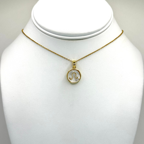 Mother of Pearl Round Zodiac Leo  on Gold Chain