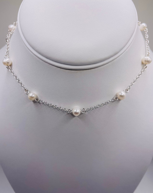 Continuous Pearl Necklace 