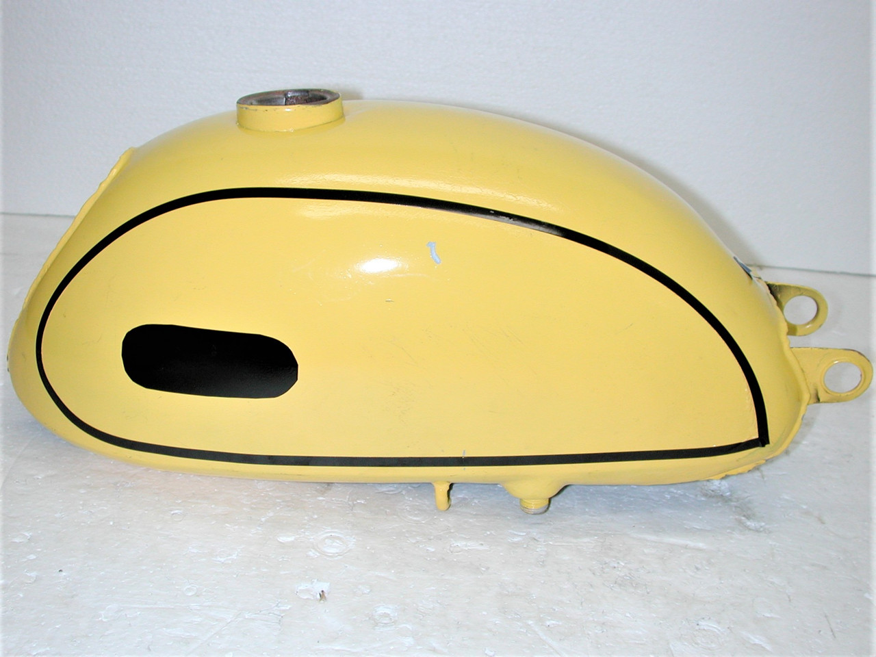 Vintage YAMAHA Motorcycle Fuel Gas Tank ,Covers, Rear Fender


