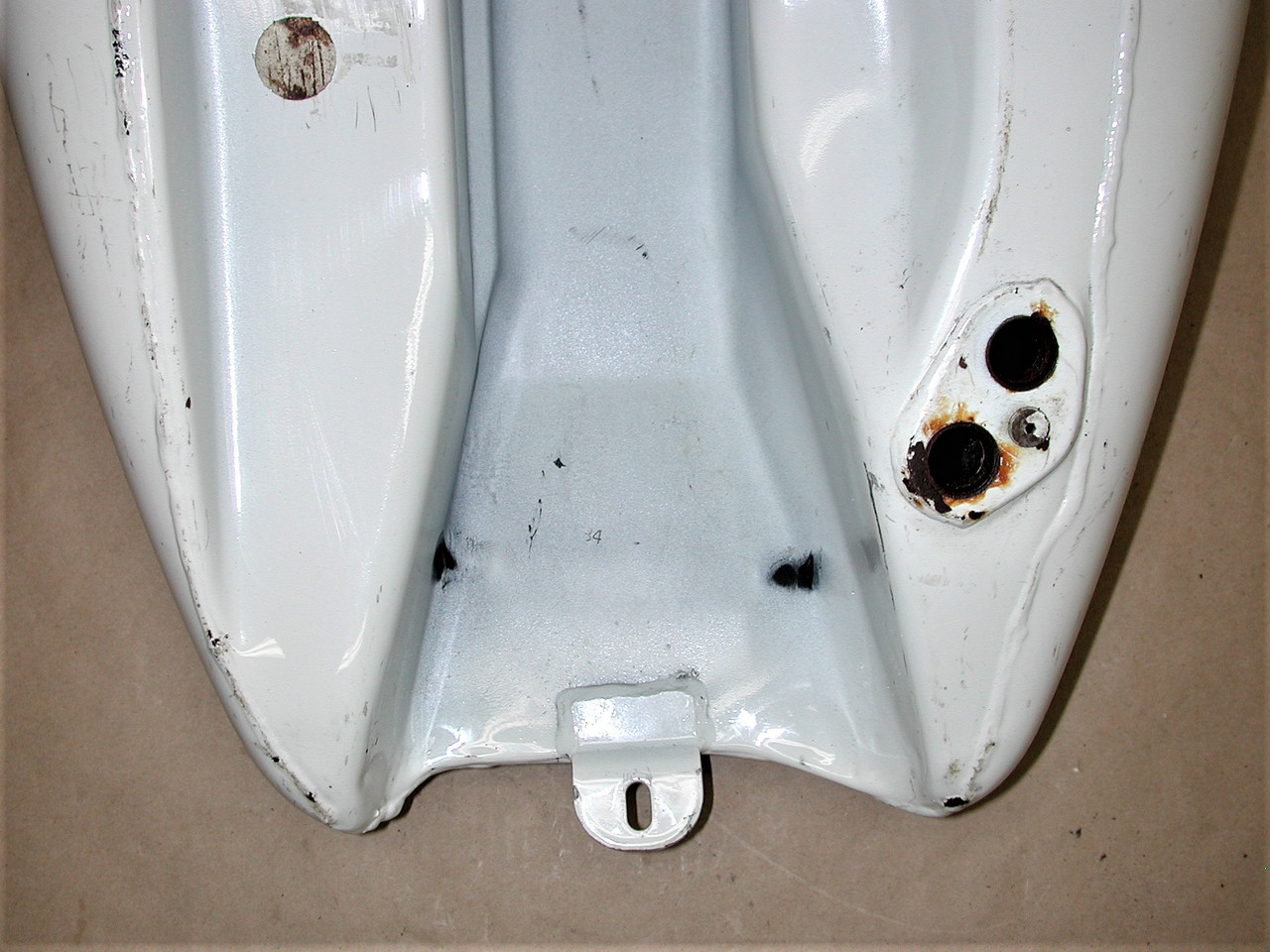 HARLEY DAVIDSON Road King FLHRI 2000-2003 OEM Motorcycle Fuel Gas Tank P/N: 61268-00