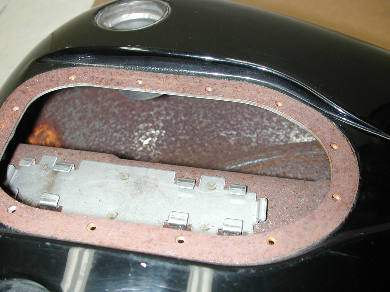 HARLEY DAVIDSON DYNA 2006-2007 FXDB FXDL OEM 61597-06 Motorcycle Fuel Gas Tank