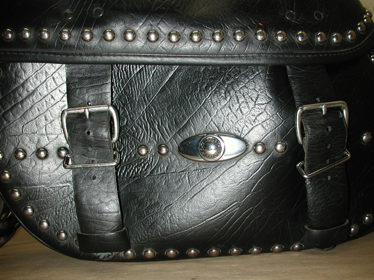 HARLEY DAVIDSON Softail Heritage Classic 2000 -2008 FLSTC OEM Saddlebags