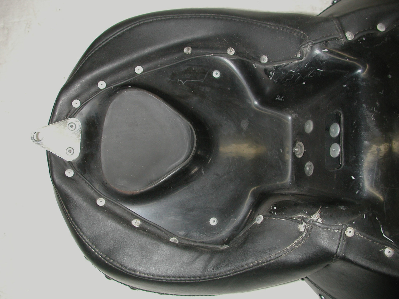 Mustang 79579 For Harley Davidson Road King FLHR/X/T/TR 08-25 Super Touring Seat