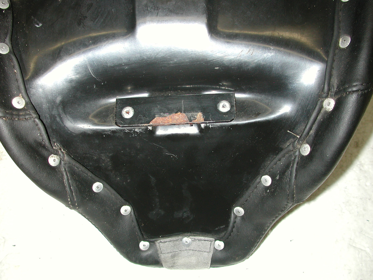 Mustang 79579 For Harley Davidson Road King FLHR/X/T/TR 08-25 Super Touring Seat
