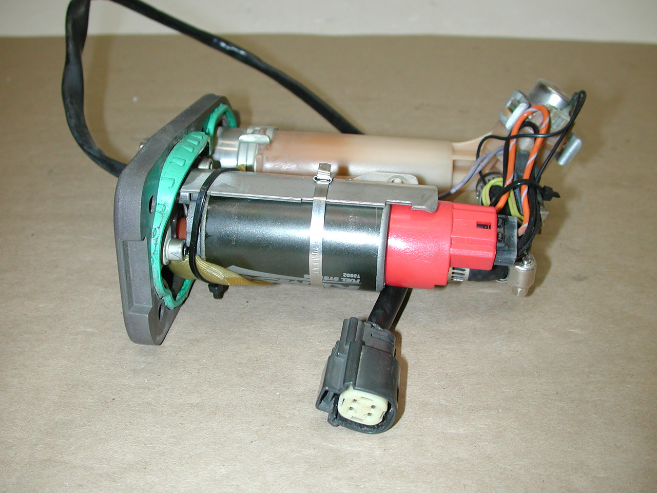 HARLEY DAVIDSON Sportster 2007+UP OEM 75268-07A Fuel Pump Sending Unit Assembly