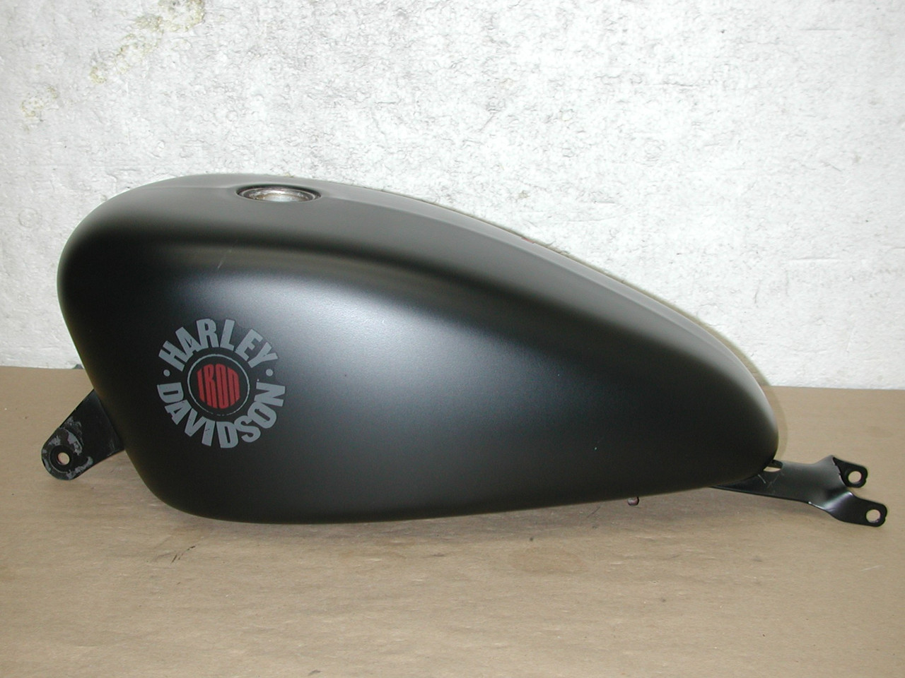 HARLEY DAVIDSON Sportster XL1200 & XL883 2007-2022, 3.3 Gal OEM 61000701 EFI Fuel Gas Tank
