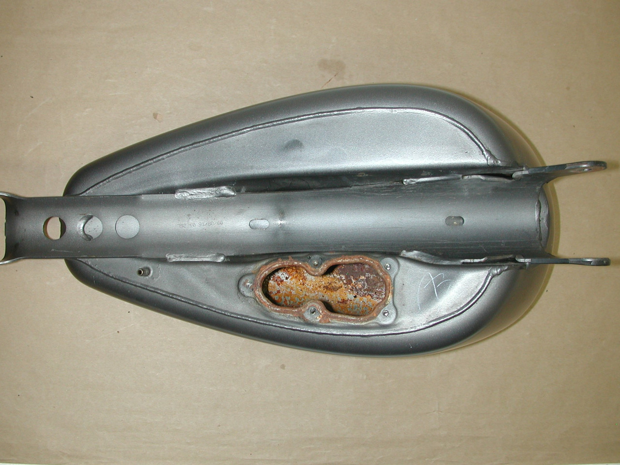 HARLEY DAVIDSON Sportster XL1200 XL883 OEM 61405-07 3.3 Gallon EFI Fuel Gas Tank
