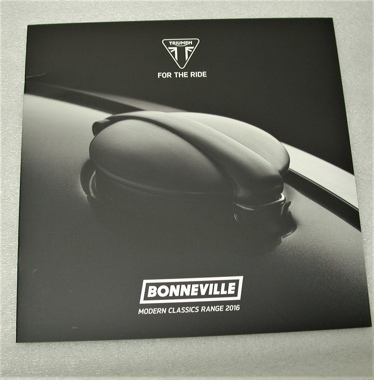 TRIUMPH 2016 Bonneville Motorcycle Catalogue